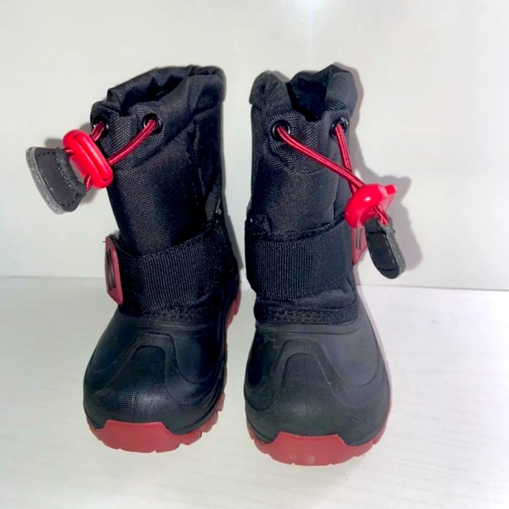 Kids snow boots